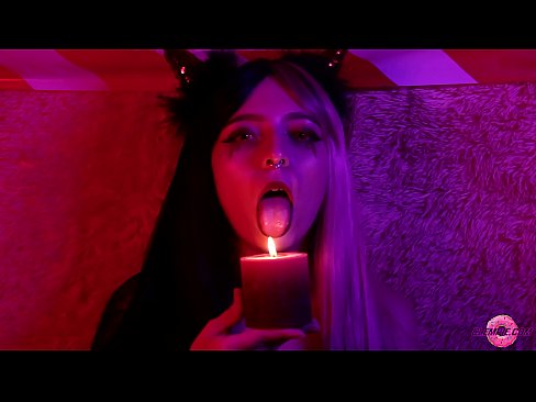 ❤️ Blowjob Passionate ji Sexy Succubus bi Têrkirina Devê ❤❌ Pornoya rûsî li me ❌️
